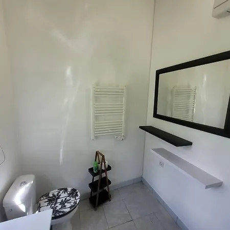 6/8 Personnes Confort 펜션 *