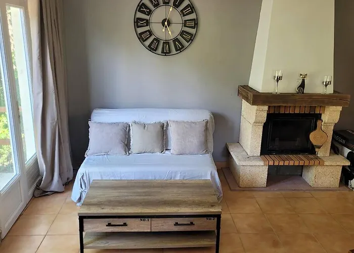 6/8 Personnes Confort בית נופש *