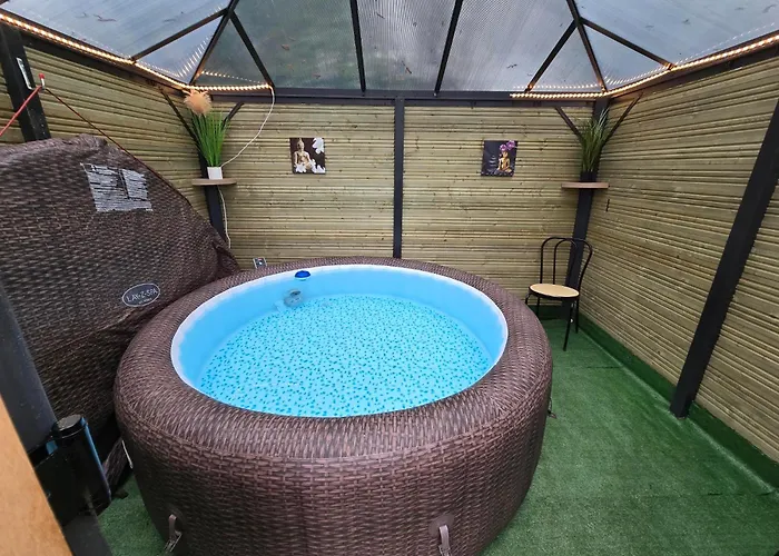 6/8 Personnes Confort * Saint-Martin-des-Besaces